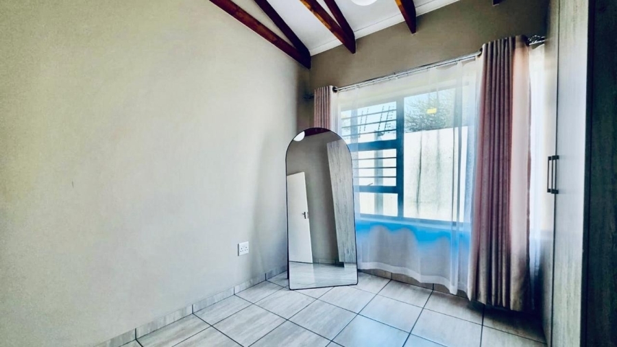 3 Bedroom Property for Sale in Waterkloof East North West